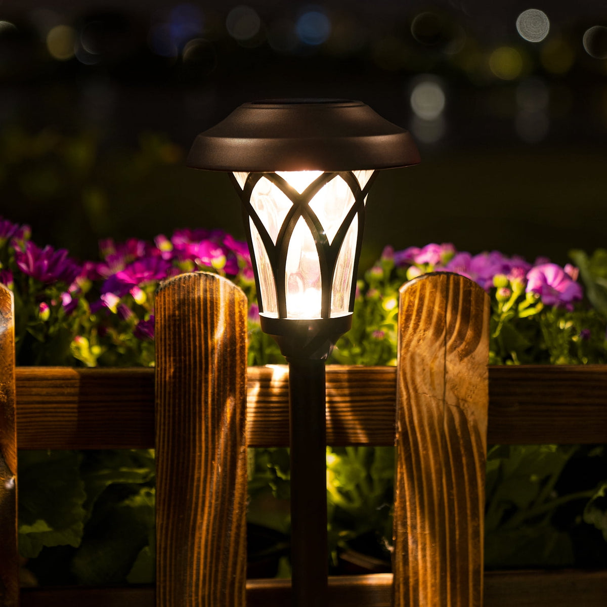 GIGALUMI Solar Pathway Lights, 6-Pack Metal Automatic Yard Lights for Garden, Patio, Walkway