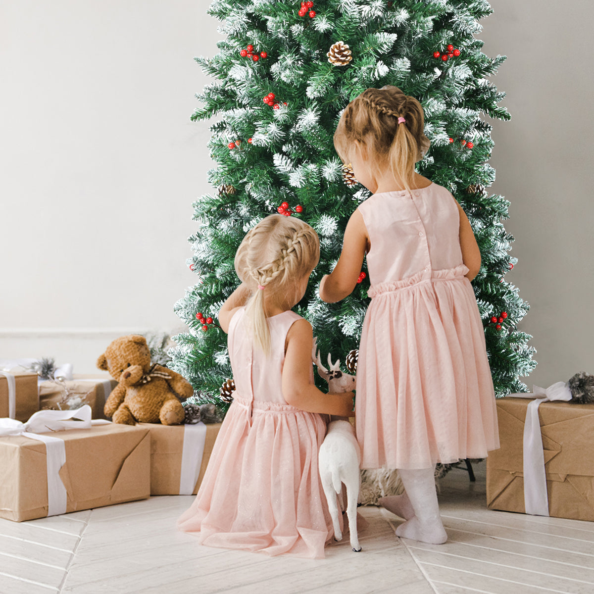 Topbuy 7ft Pre-lit Artificial Christmas Tree Slim Artificial Xmas Tree w/ 350 Replaceable LED Lights & 818 Branch Tips