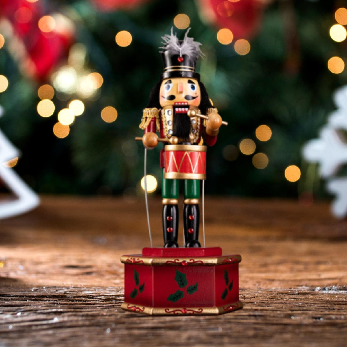 FVDPWYE Christmas Nutcracker Figurine Wooden Nutcracker Doll Music Box Tabletop Ornament