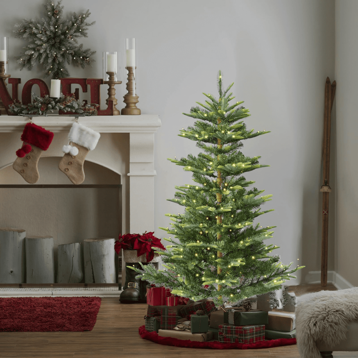 Makeatree 5ft Pre-lit Christmas Tree with 250 LED Lights, Aspen Fir, Layered & Sparse Design, Hinged Artificial Green Christmas Tree with PE&PVC Branch Tips, Fake Xmas Tree Indoor
