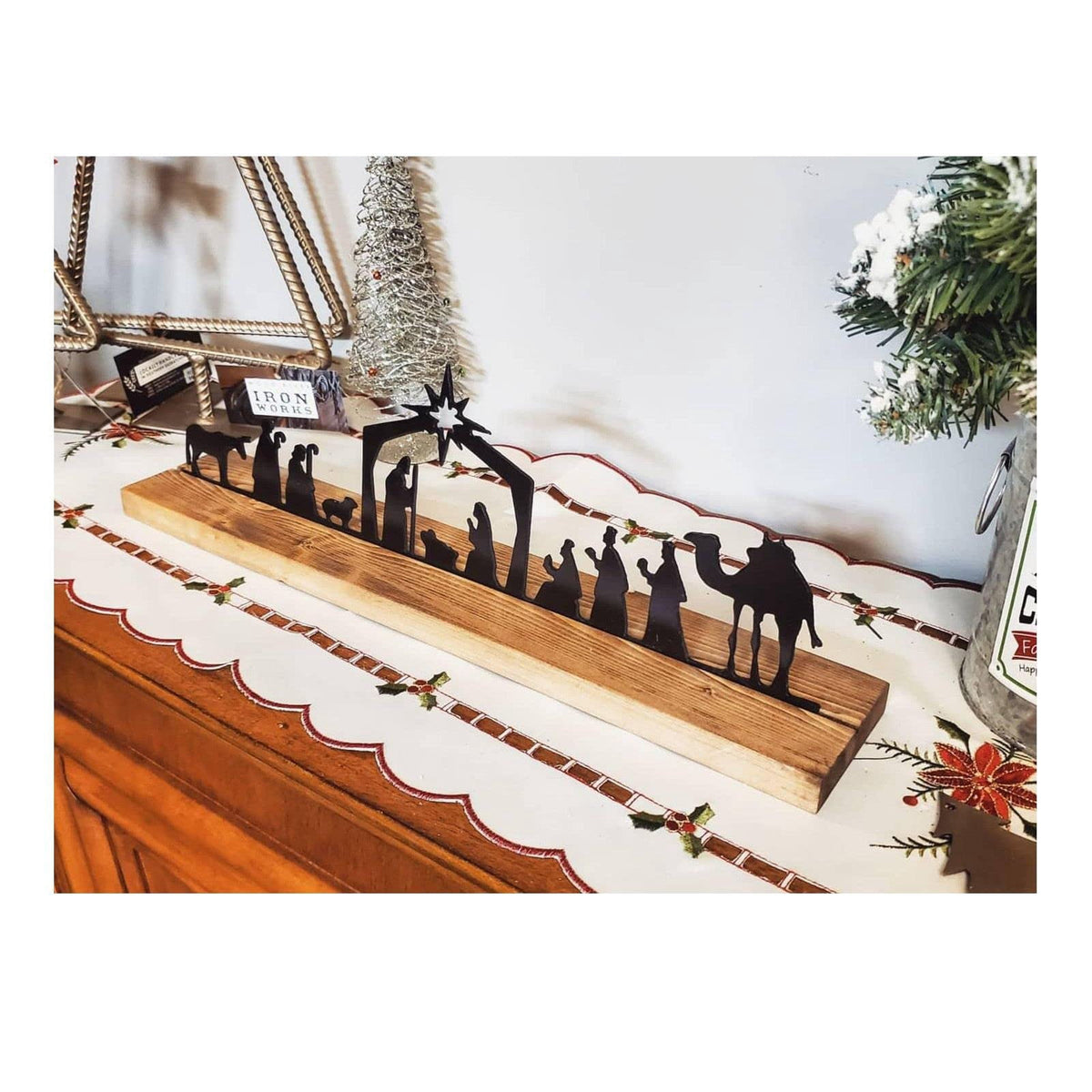 ADruer Nativity Sets for Christmas Indoor Decor Black Metal Nativity Scene with Wooden Base Little People Nativity Set for Christmas Winter Holiday Table Decor