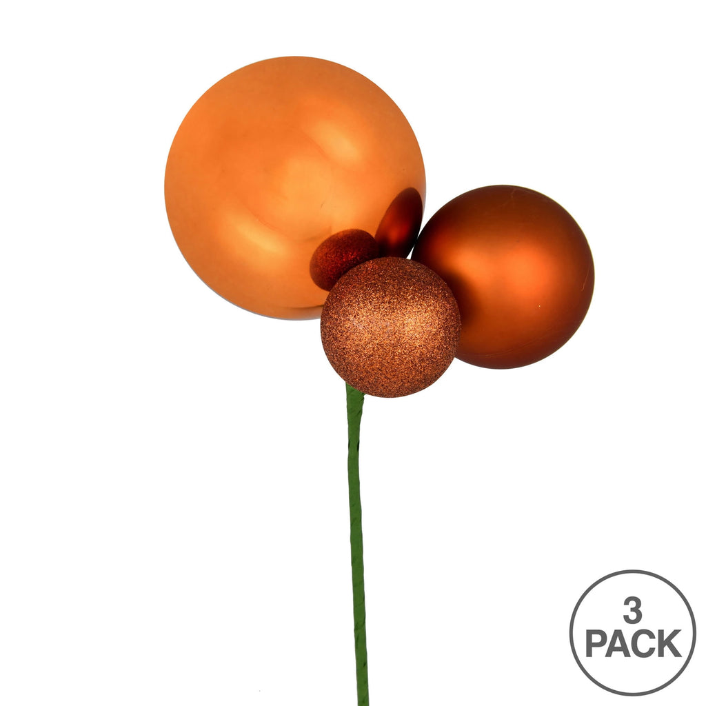 Vickerman 18" Honey Gold Orn Pick 3 per Bag. Features shiny, matte and glitter ornaments.