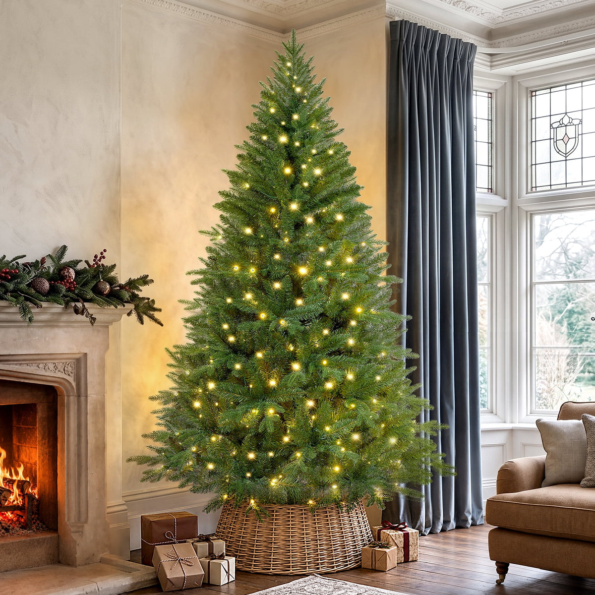 Goosiay Pre-Lit Hinged Artificial Christmas Tree with 100 Warm White and Multicolor LED Lights, PE & PVC Mixed Tips, 4 ft