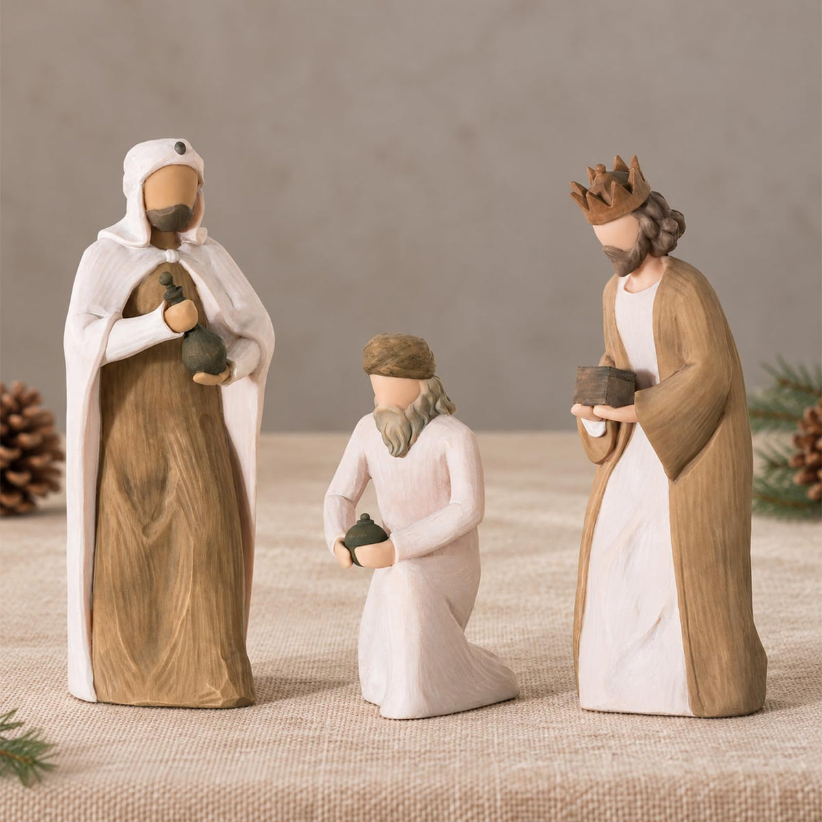 Nuptio Nativity Set Indoor Christmas :12 Piece Nativity Sets & Figures Scene - Christian Holy Family Tradition with Classic Nativity Collection
