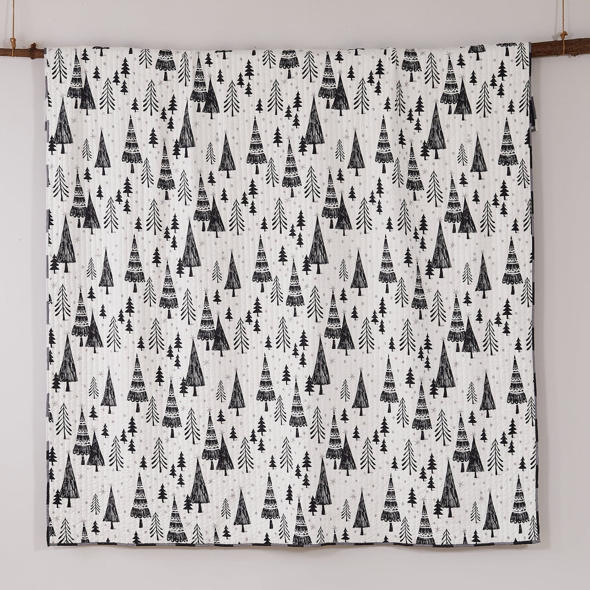 Levtex Home - Northern Star Quilt Set - Full/Queen Quilt + Two Standard Pillow Shams - Christmas Tree - Black and White - Quilt Size (88x92in.) and Pillow Sham Size (26x20in.) - Reversible