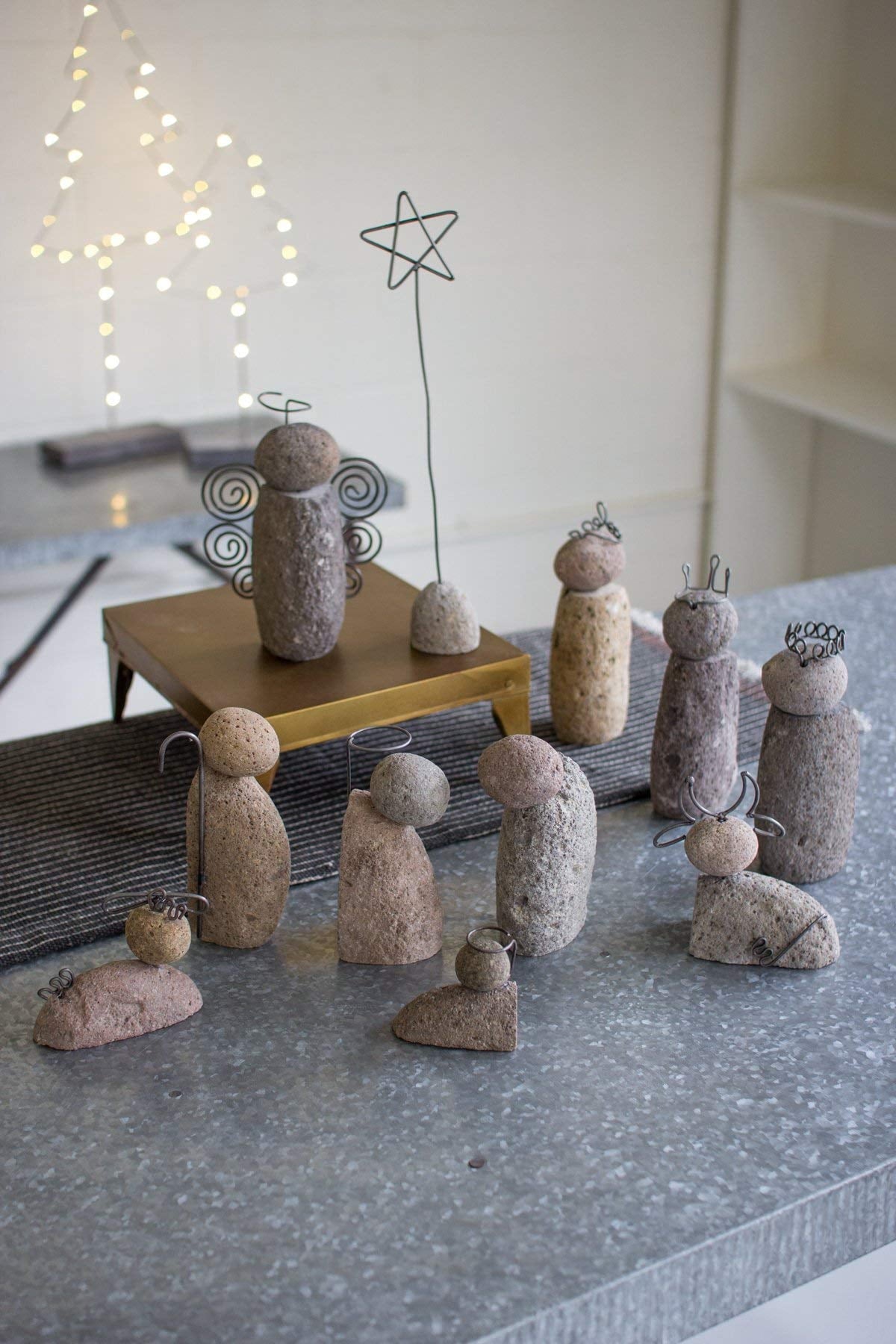 Kalalou Transitional River Rock Nativity Scene, Set of 12, ‎12 Inches Dia, Gray