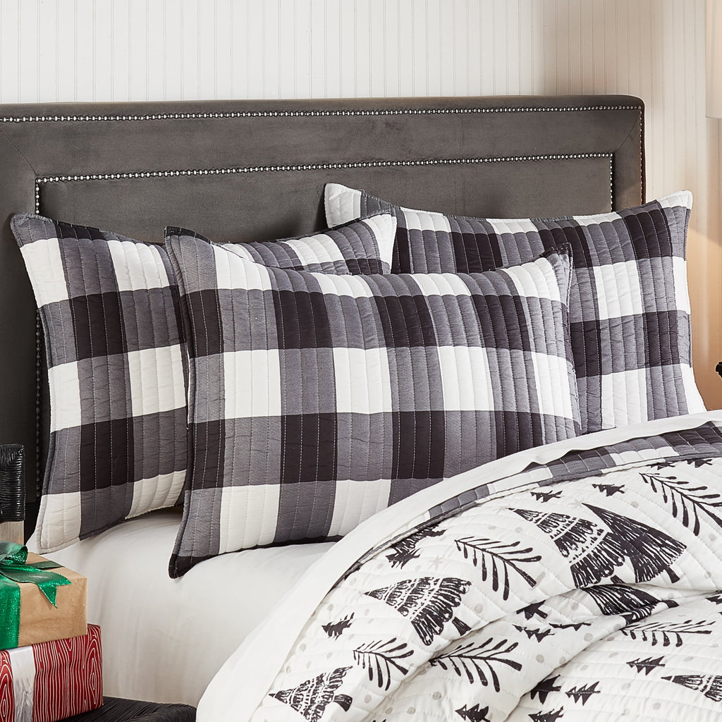Levtex Home - Northern Star Quilt Set - Full/Queen Quilt + Two Standard Pillow Shams - Christmas Tree - Black and White - Quilt Size (88x92in.) and Pillow Sham Size (26x20in.) - Reversible