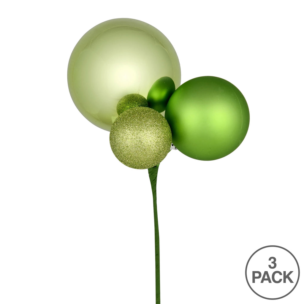 Vickerman 18" Honey Gold Orn Pick 3 per Bag. Features shiny, matte and glitter ornaments.